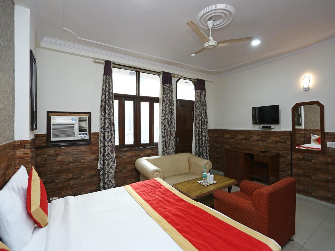 Oyo 472 Hotel Sareen New Delhi Exterior photo