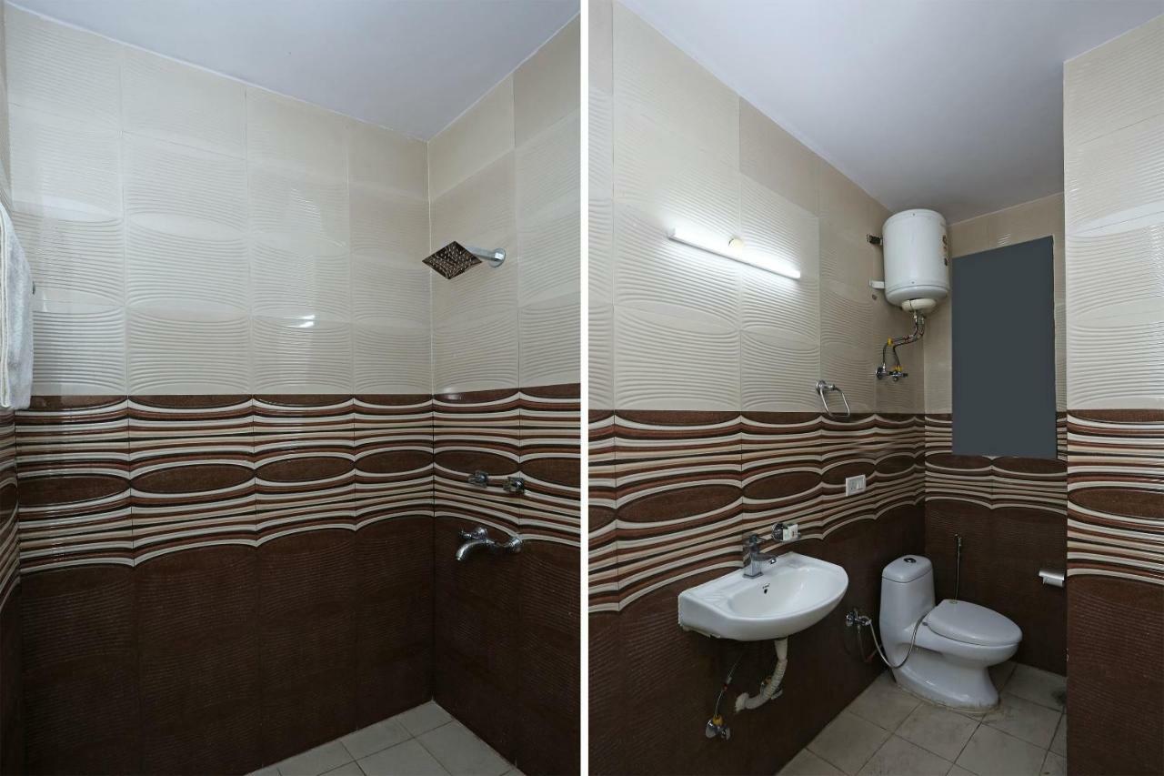 Oyo 472 Hotel Sareen New Delhi Exterior photo